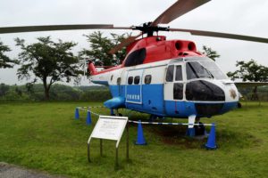 屋外展示のヘリコプター